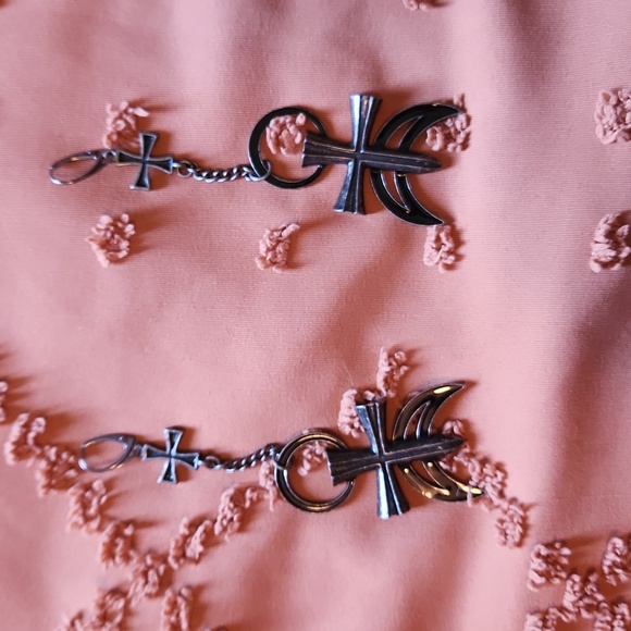 Killstar earrings - Picture 3 of 4